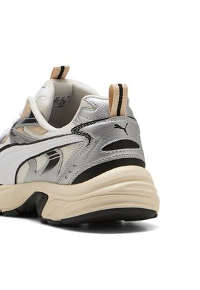 Tenis Deportivos Marca Puma Milenio Tech Blanco/Beige Hombre