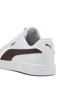 TENIS PUMA MUJER 394251 32 RICKIE CLA Talla 10.5
