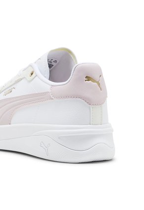 TENIS PUMA MUJER 407286 01 COURT BAE Talla 8