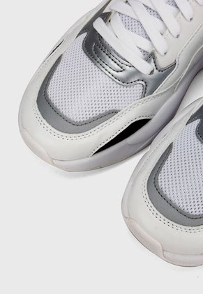 Tenis Lifestyle Blanco-Rojo-Plateado Puma Scuderia Ferrari Race X-Ray 2