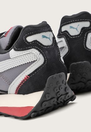 Tenis Lifestyle Negro-Gris-Coral PUMA Blktop Rider