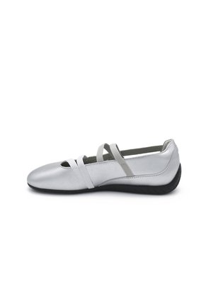 VALETA SPEEDCAT BALLET LTHR PUMA