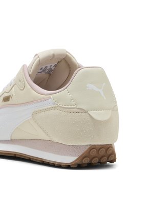 Tenis Deportivo Puma Original St Miler Rose Beige Para Mujer