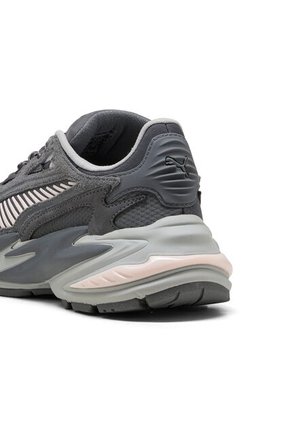 Tenis Deportivos Puma Originals Rs Surge Elevated Gris Mujer