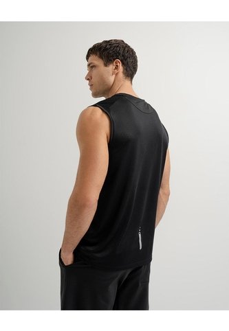 Camisilla Deportiva Control Humedad Negra Hombre Negro PUNTO BLANCO