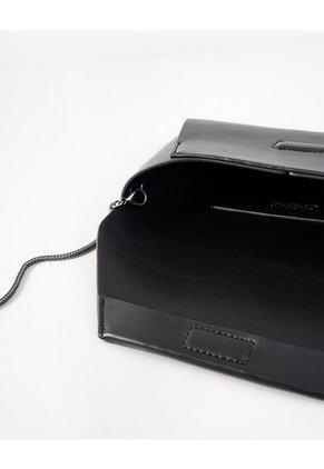 Bolso Tipo Sobre Negro