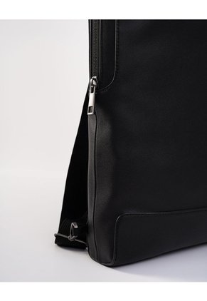 Morral Minimalista Para Laptop Negra