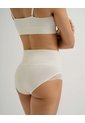Panty Cachetero Tiro Alto Seamless Avena Beige de PUNTO BLANCO