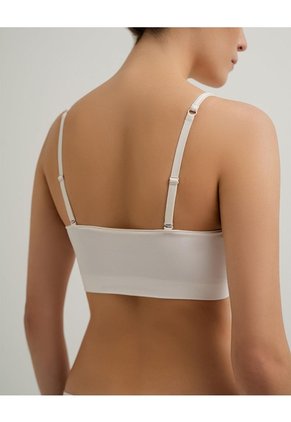 Top Soporte Medio Prehormado Sin Arco Vainilla Beige
