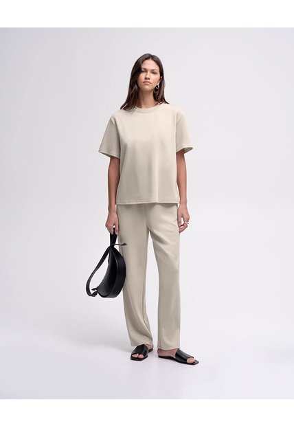 Pantalón Confort Tiro Medio Arena Mujer Beige