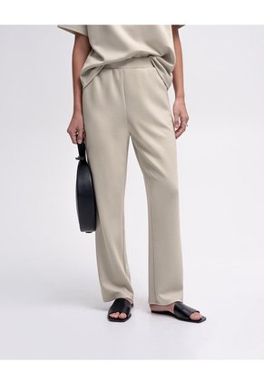 Pantalón Confort Tiro Medio Arena Mujer Beige