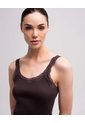 Camiseta Esqueleto Regular Rib Vinotinto Mujer Rojo de PUNTO BLANCO