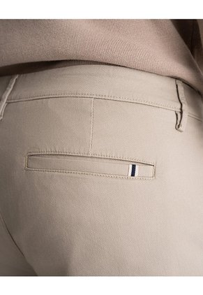 Pantalón Chino Regular Algodón Caqui Hombre Beige