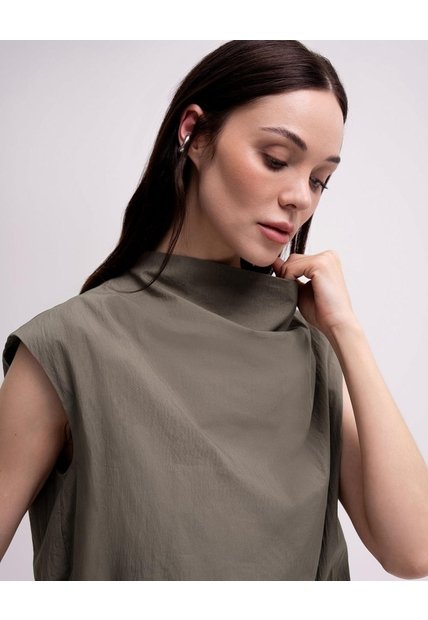 Blusa Globo Cuello Tortuga Café Mujer Cafe