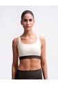 Top Deportivo Soporte Medio Control Humedad Habano Beige de PUNTO BLANCO