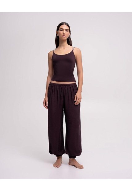 Pantalón Balloon Bota Resortada Tiro Alto Vinotinto Mujer Rojo