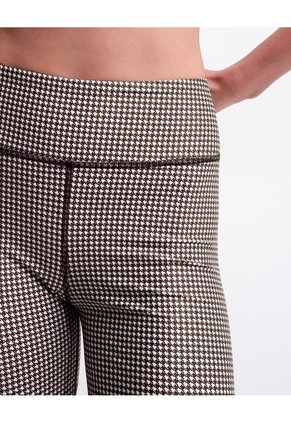 Short Deportivo Habano Estampado Mujer Beige