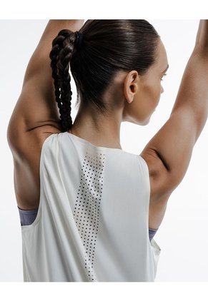 Camiseta Esqueleto Deportiva Control Humedad Habano Mujer Beige