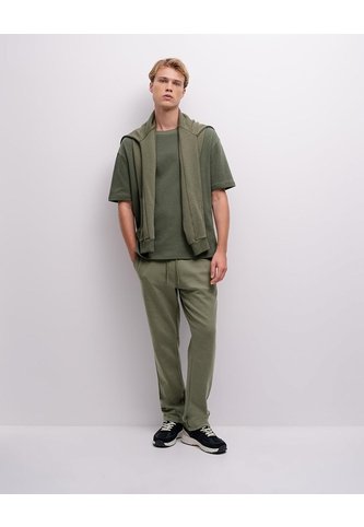 Jogger Confort Regular Tacto Suave Verde Hombre Verde PUNTO BLANCO