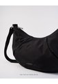 Bolso Tipo Bandolera Negro de PUNTO BLANCO
