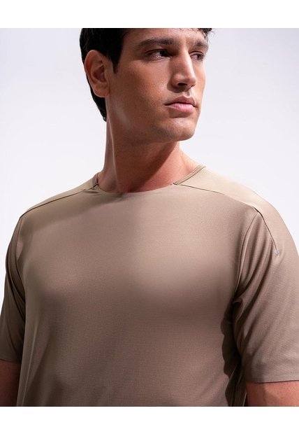 Camiseta Deportiva Control Humedad Café Hombre Cafe