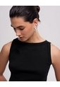 Camiseta Cuello Bandeja Negra Mujer Negro de PUNTO BLANCO