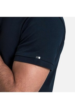 CAMISETA QST HOMBRE QUE162BA0028 Talla XL