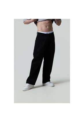 PANTALON QST HOMBRE QZT109260001 NEGRO Talla 30