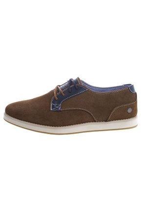 Zapato Casual Quest Café