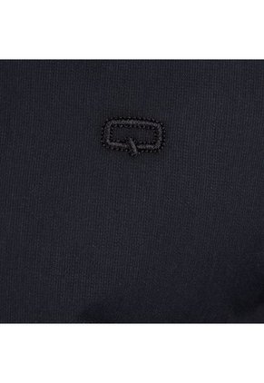 Camisa Quest Manga Larga Negra