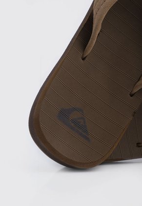 Playera Marrón-Café Quiksilver Carver Suede