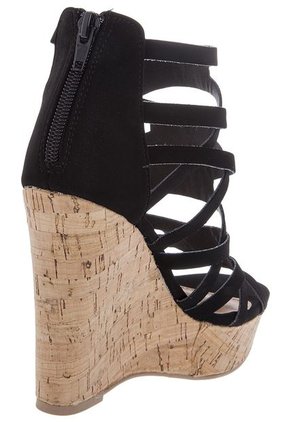 Sandalia Tacón Corrido Negra Qupid