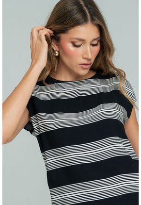 Blusa Oni Negro Ragged Pf11113056