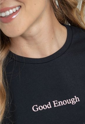 Camiseta Good Negro Ragged Pf21120054