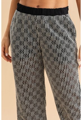 Pantalon Capurgana Negro Ragged Pf31310774