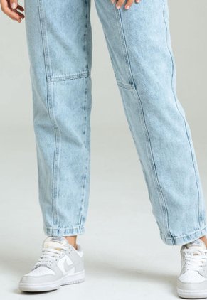 Jeans Cortes Silueta Barrel Azul Ragged Pf21350026