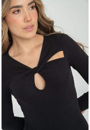 Body Manga Larga Camilo Negro Ragged Pf11100010