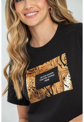 Camiseta Slow Down Negro Ragged Pf21120089