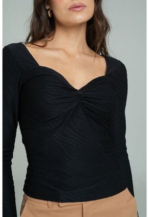 Top Luana Negro Ragged Pf11121189