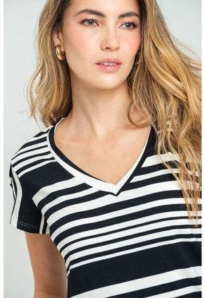 Blusa Liberty Negro Ragged Pf11121135