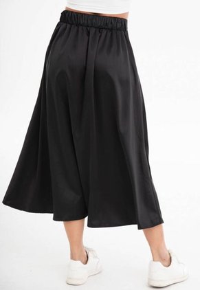 Falda Wrap Sateen Negro Ragged Pf12320165