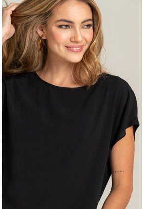 Blusa Sakura Negro Ragged Pf17110058