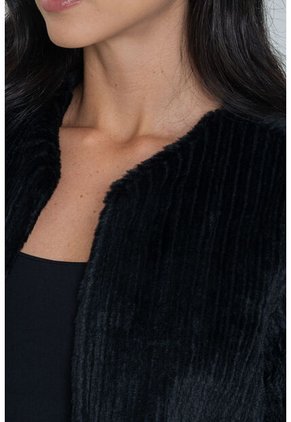 Chaqueta Pelo Negro Ragged Pf12130143