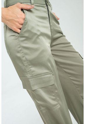Pantalon Cargo Satin Verde Ragged Pf11310740