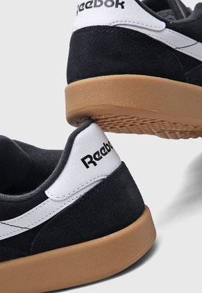 Tenis Lifestyle Negro-Blanco Reebok Smash Edge S