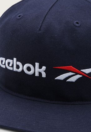 Gorra Azul Navy-Blanco-Rojo Reebok Classics CL Vector Flat Peak