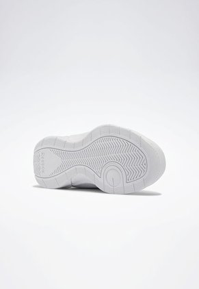 Tenis Basketball Blanco-Azul-Rojo Reebok More Buckets