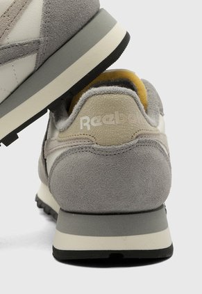 Tenis Reebok Classic Leather Marfil