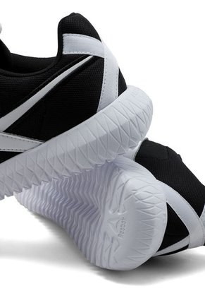 Tenis Training Negro-Blanco Reebok Flexagon Energy 2.0