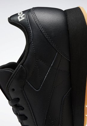 Tenis Lifestyle Negro-Miel Reebok Classics